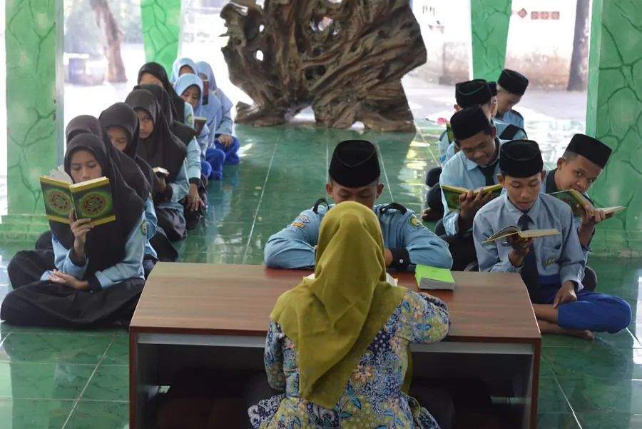 Galeri MA Bilingual 2