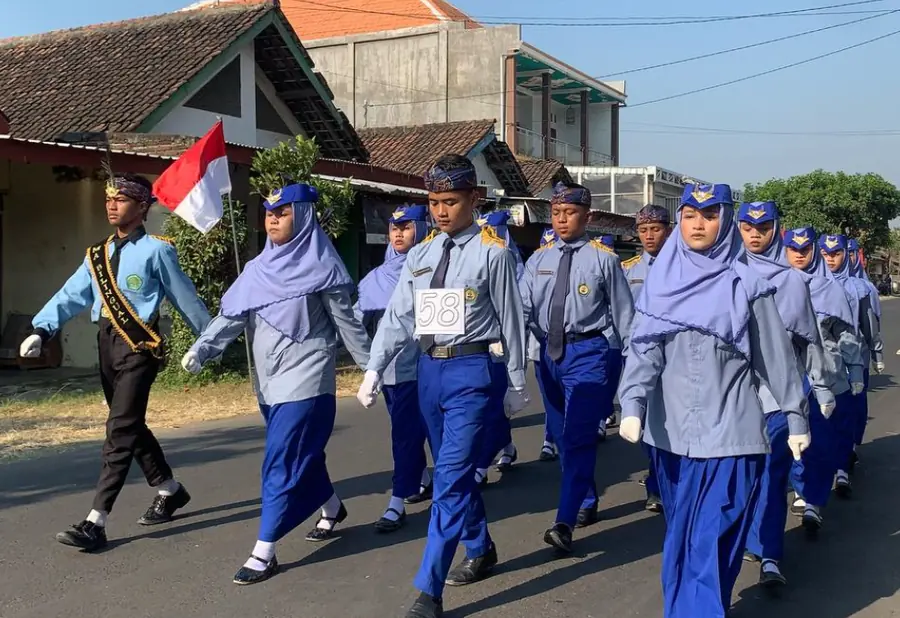 Galeri MA Bilingual 8