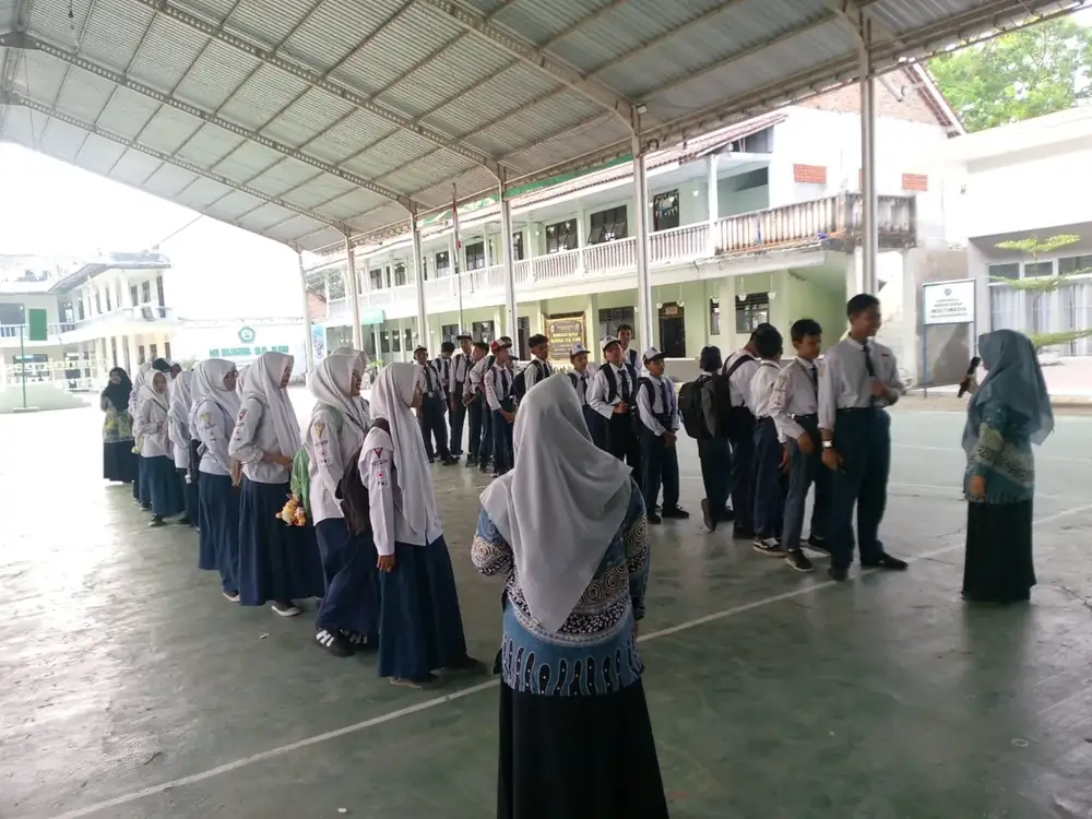 Galeri SMP Islam 1